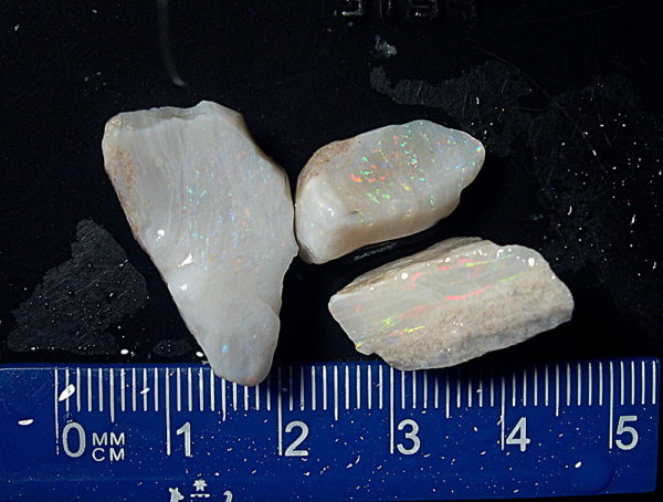 OR-14 white base opal